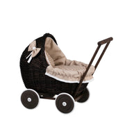 Wicker Stories dockvagn Lili – mörk vide och beige bäddset